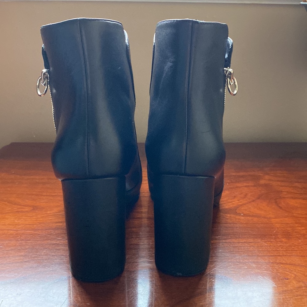 SALE🎈Leather Chucky Heel Boots - Picture 3 of 14